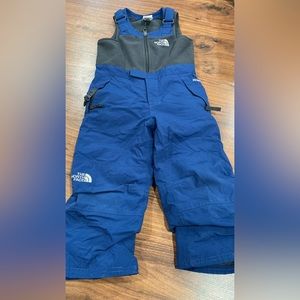 The North Face 3t snow bibs. GUC for normal wear. Very warm!